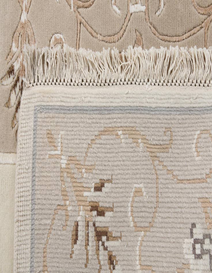 Detail image of  2' 11 x 9' 7  Hand Knotted Darya Wool Runner Rug