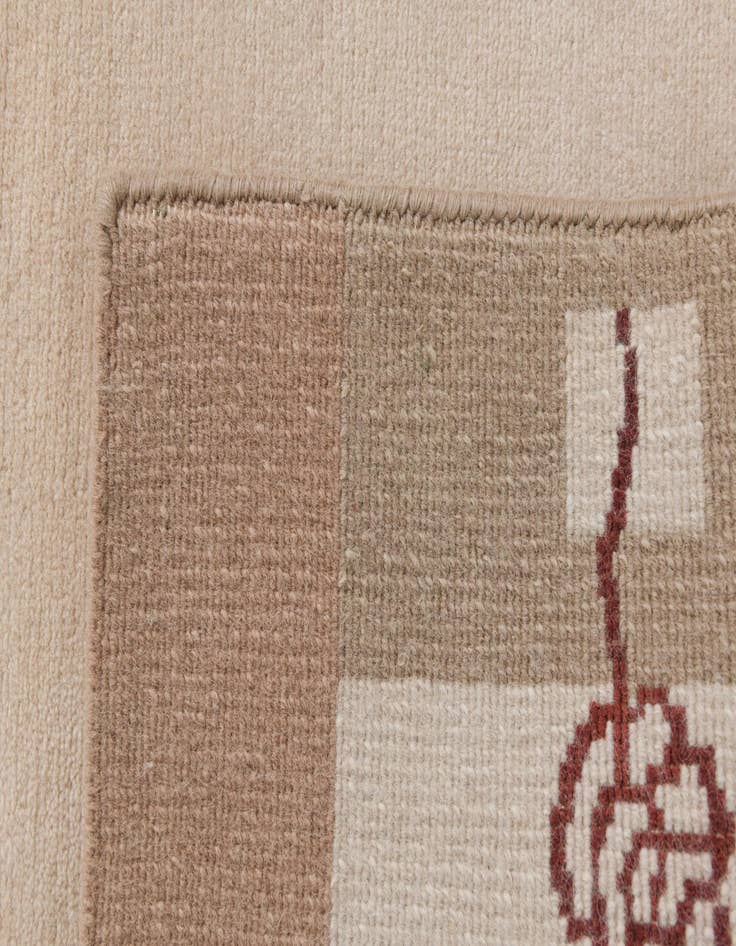 Detail image of  2' 9 x 9' 11  Hand Knotted Darya Wool Runner Rug