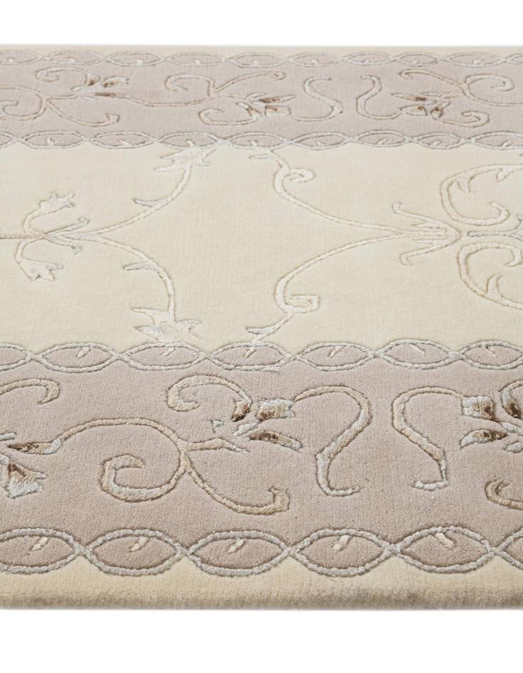 Detail image of  2' 10 x 9' 11  Hand Knotted Darya Wool Runner Rug