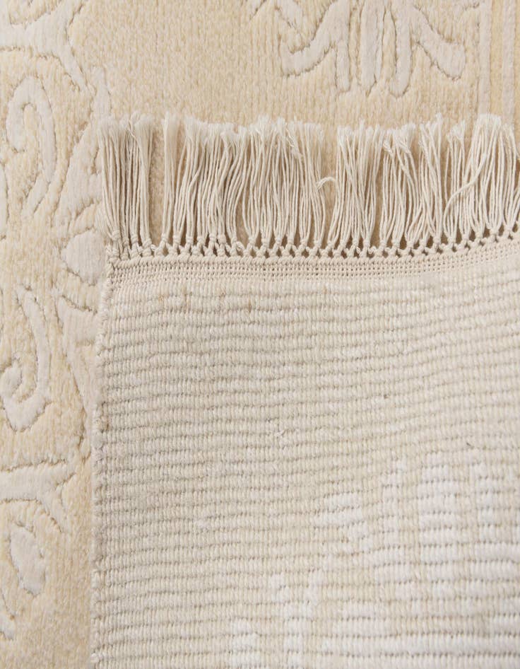 Detail image of  2' 10 x 13'  Hand Knotted Darya Wool Runner Rug