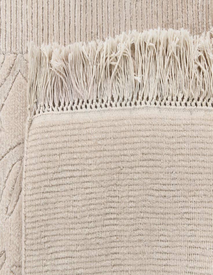 Detail image of  3' 4 x 12' 10  Hand Knotted Darya Wool Runner Rug