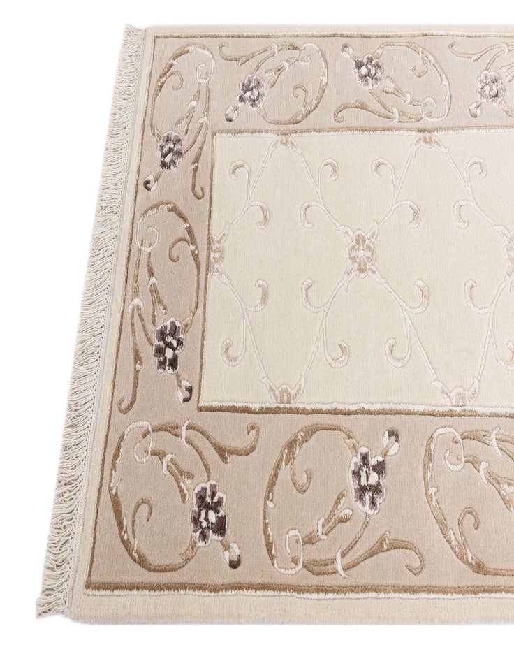 Detail image of  2' 10 x 13' 1  Hand Knotted Darya Wool Runner Rug