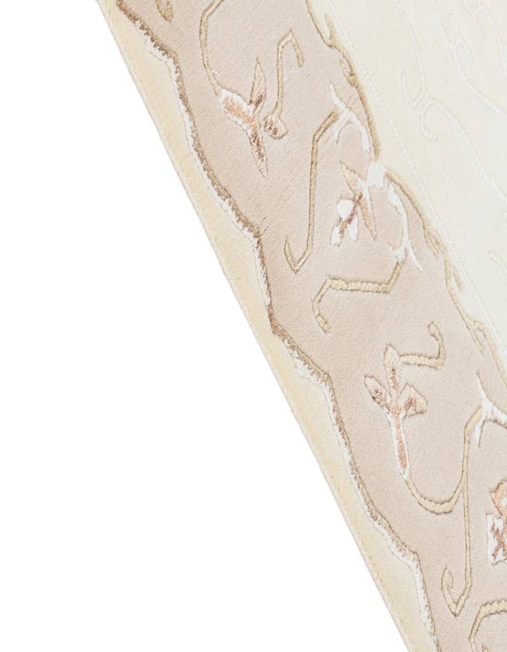 Detail image of  2' 8 x 6' 7  Hand Knotted Darya Wool Runner Rug