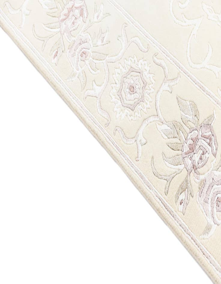 Detail image of  2' 7 x 9' 9  Hand Knotted Darya Wool Runner Rug