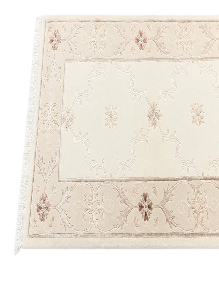 Detail image of  2' 7 x 9' 4  Hand Knotted Darya Wool Runner Rug