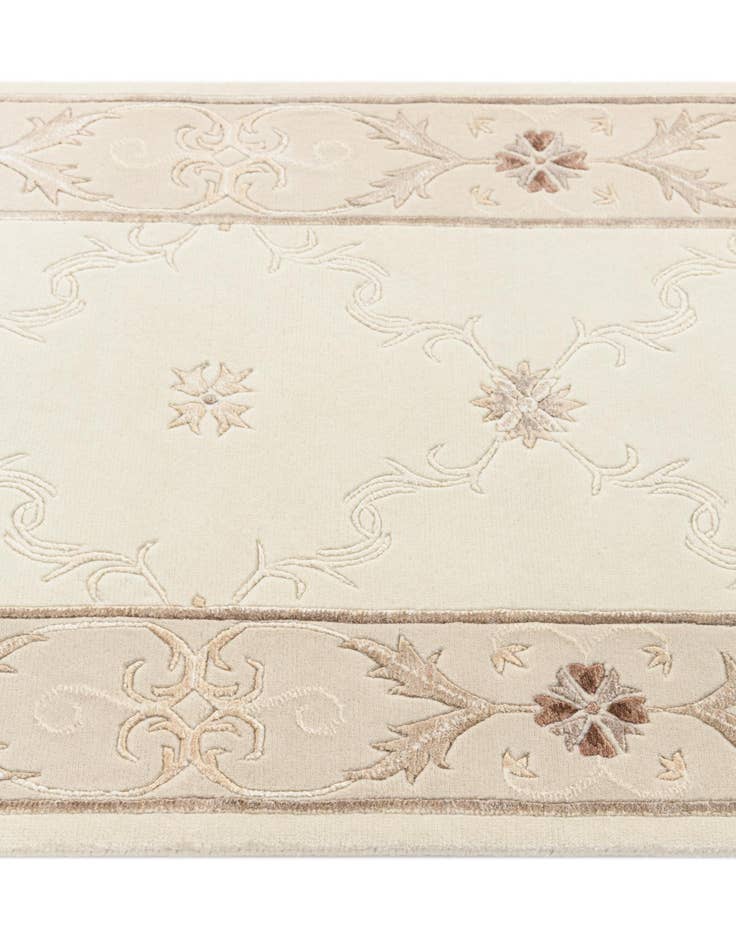 Detail image of  2' 7 x 9' 4  Hand Knotted Darya Wool Runner Rug