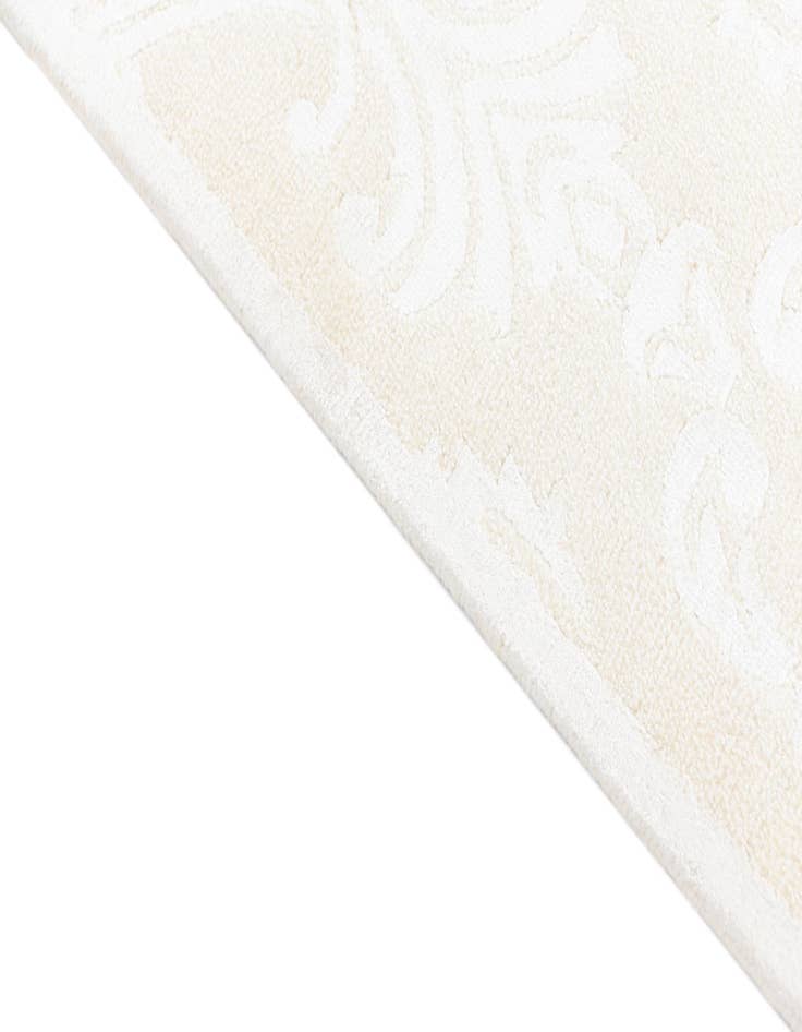 Detail image of  2' 9 x 9' 11  Hand Knotted Darya Wool Runner Rug