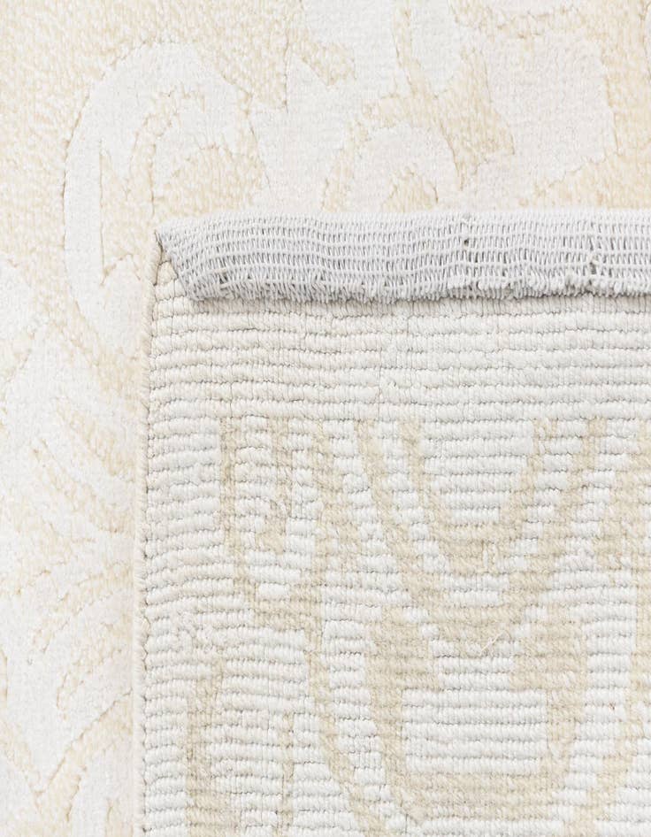 Detail image of  2' 9 x 9' 11  Hand Knotted Darya Wool Runner Rug