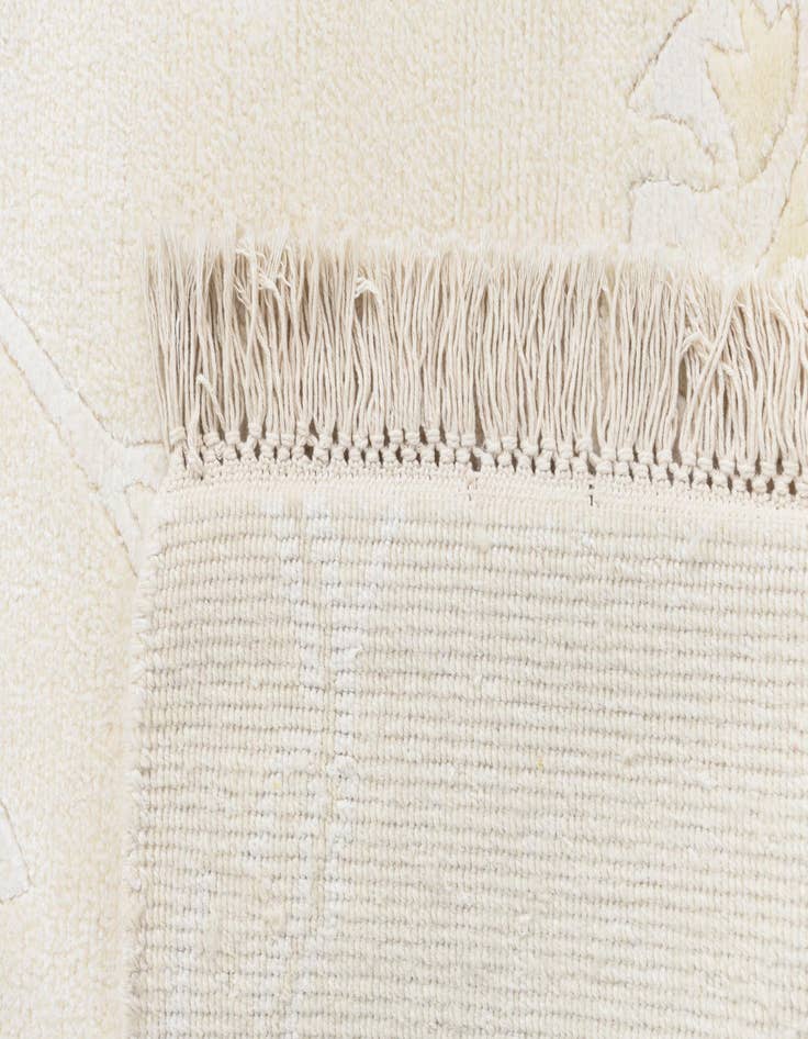 Detail image of  3' x 9' 9  Hand Knotted Darya Wool Runner Rug