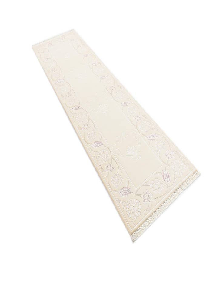 Detail image of  2' 9 x 9' 9  Hand Knotted Darya Wool Runner Rug