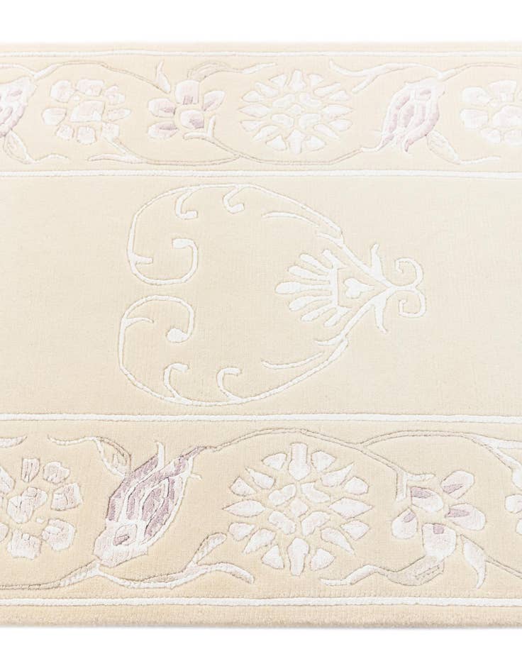 Detail image of  2' 9 x 9' 9  Hand Knotted Darya Wool Runner Rug