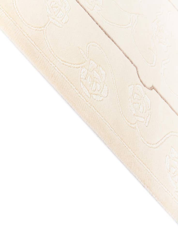 Detail image of  2' 9 x 9' 8  Hand Knotted Darya Wool Runner Rug