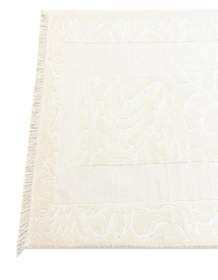 Detail image of  2' 7 x 9' 7  Hand Knotted Darya Wool Runner Rug