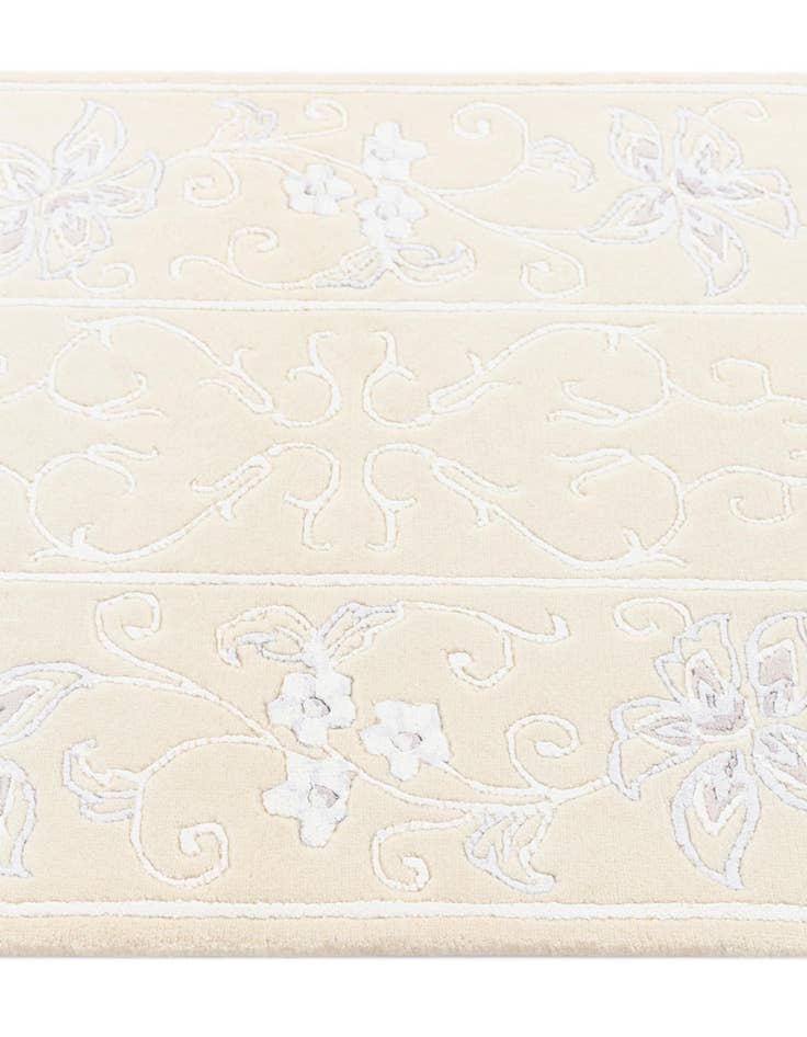 Detail image of  2' 9 x 9' 3  Hand Knotted Darya Wool Runner Rug