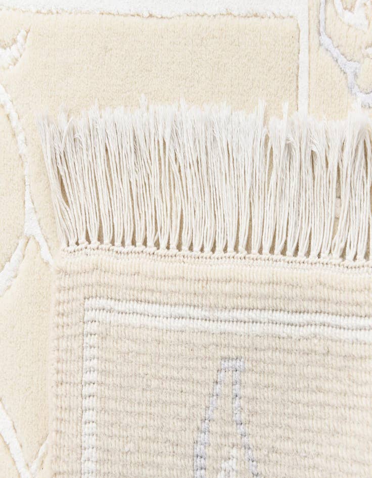 Detail image of  2' 9 x 9' 3  Hand Knotted Darya Wool Runner Rug