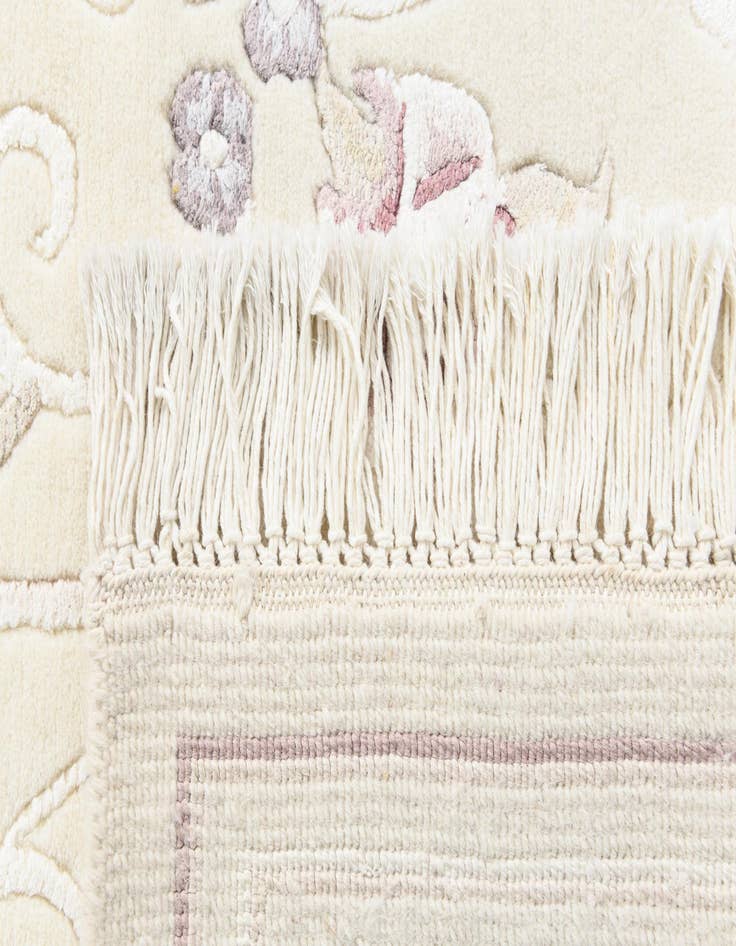 Detail image of  2' 8 x 9' 11  Hand Knotted Darya Wool Runner Rug