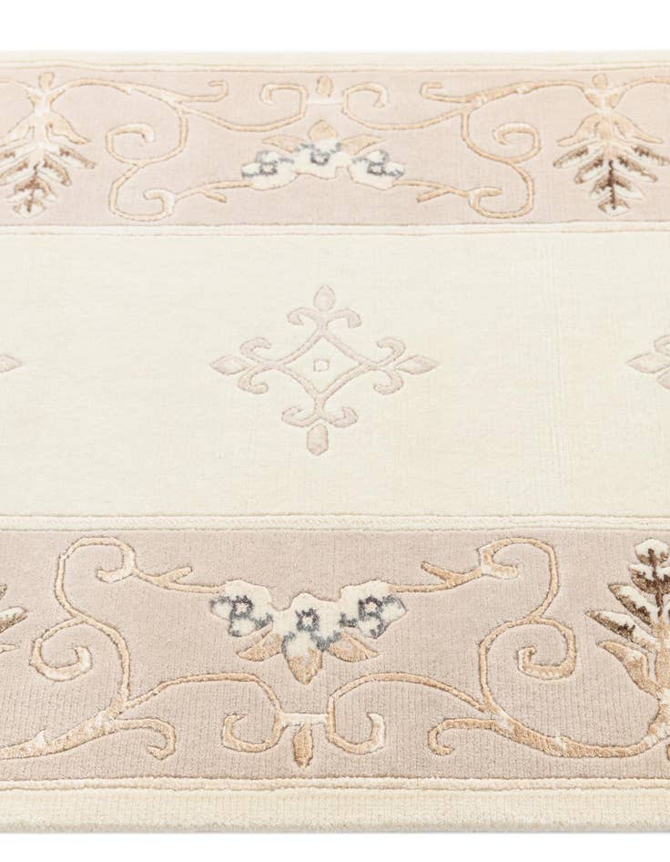 Detail image of  2' 10 x 9' 6  Hand Knotted Darya Wool Runner Rug