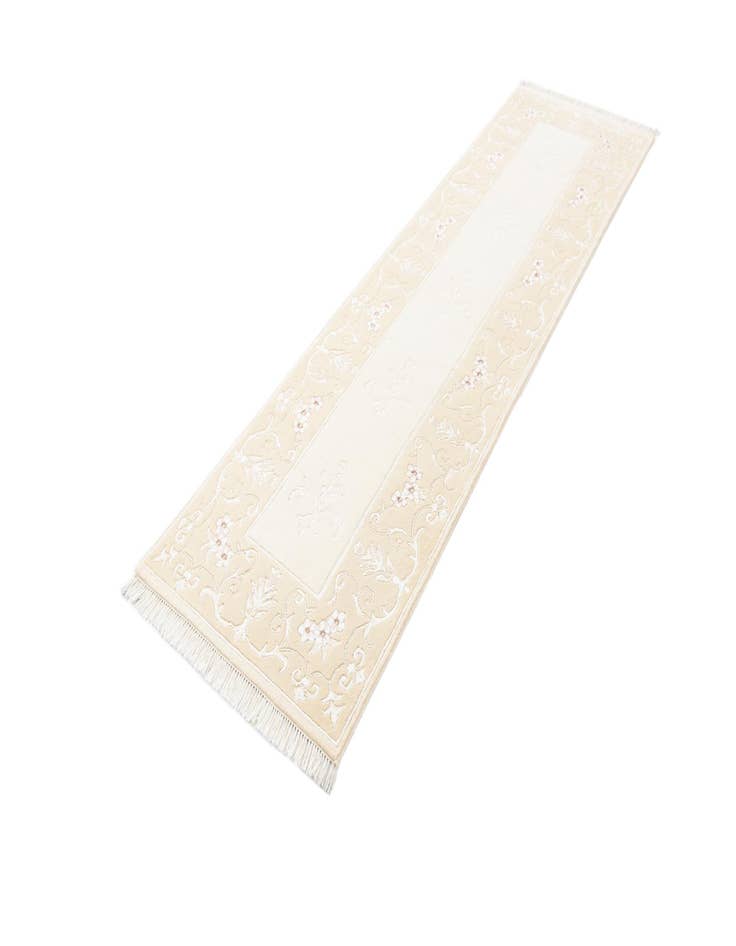 Detail image of 2' 8 x 9' 9 Hand Knotted Darya Wool Runner Rug