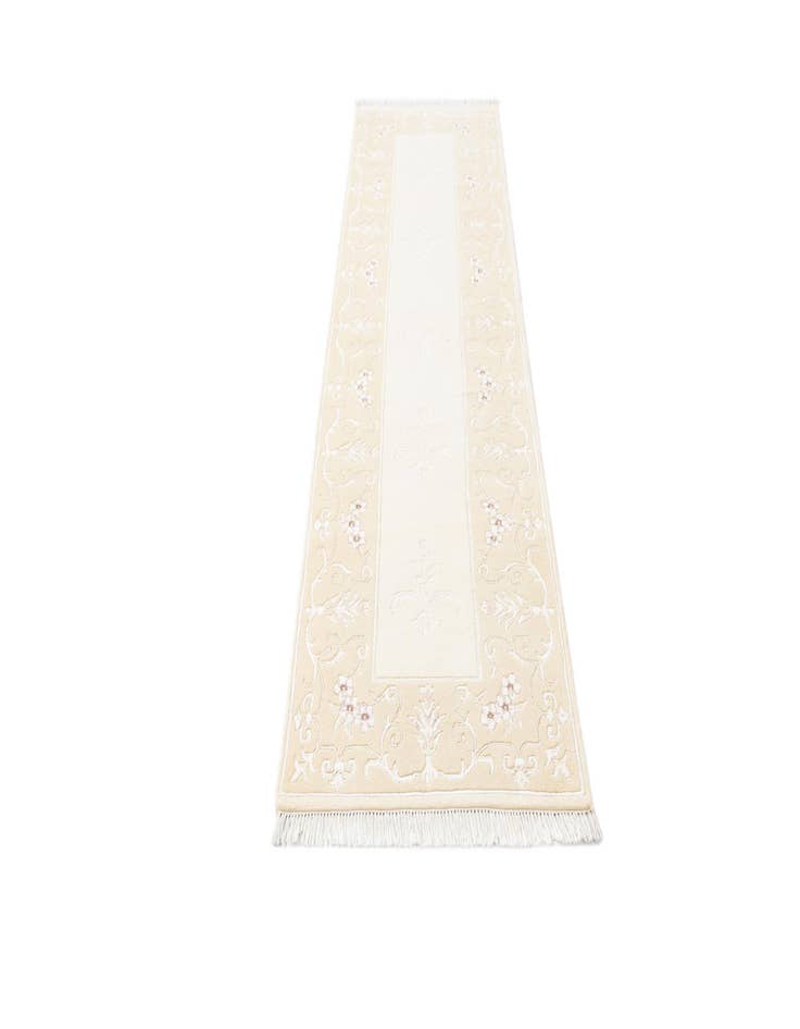 Detail image of 2' 8 x 9' 9 Hand Knotted Darya Wool Runner Rug