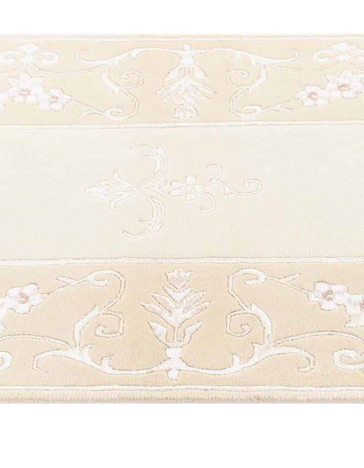 Detail image of 2' 8 x 9' 9 Hand Knotted Darya Wool Runner Rug