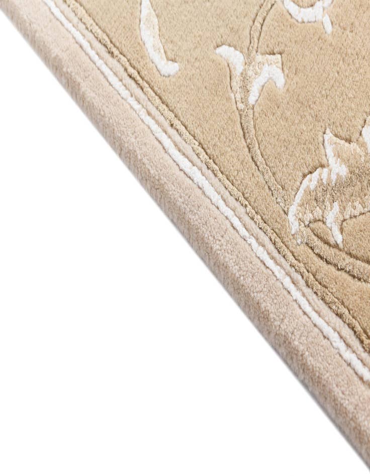 Detail image of  2' 9 x 9' 9  Hand Knotted Darya Wool Runner Rug