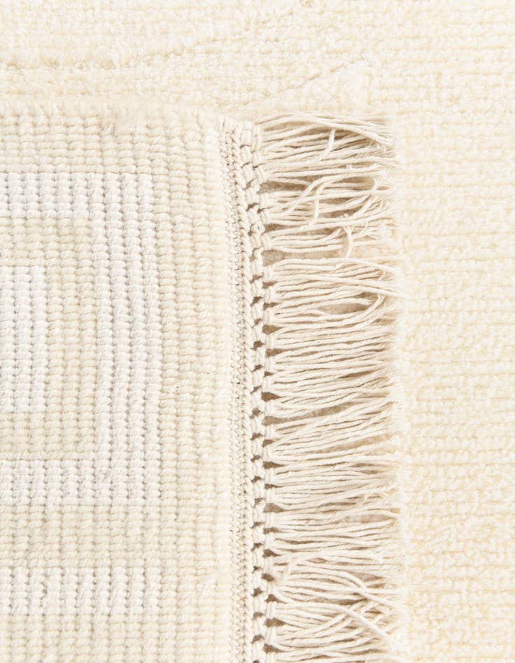 Detail image of  2' 8 x 9' 10  Hand Knotted Darya Wool Runner Rug