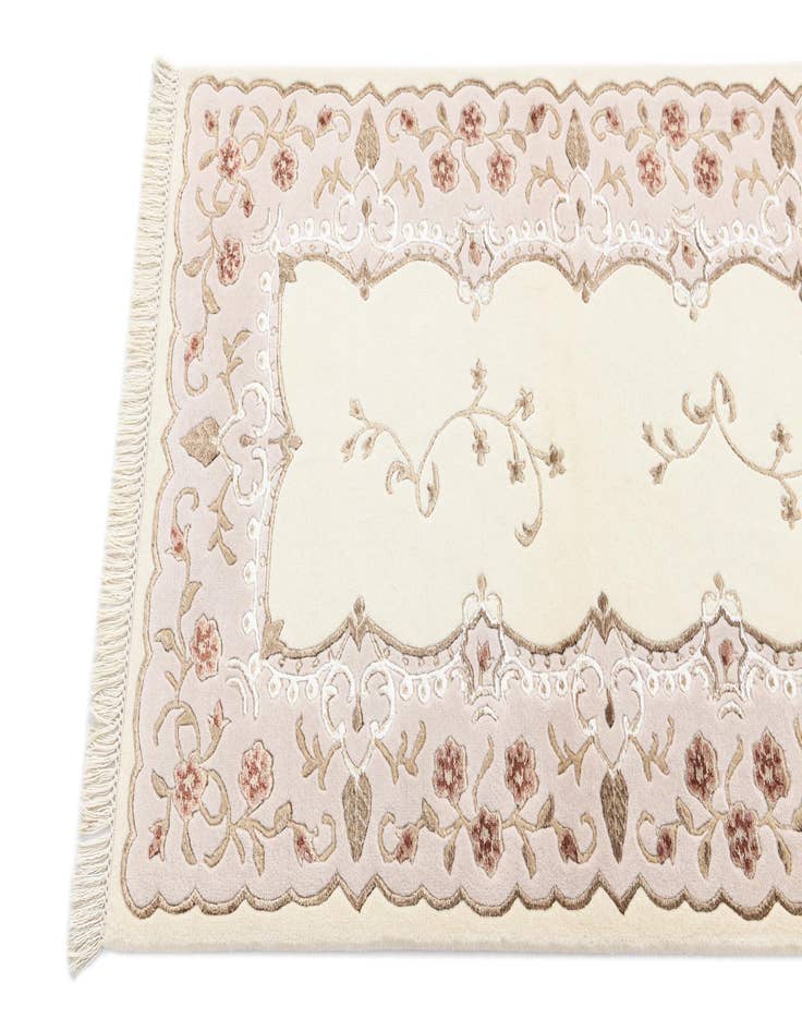 Detail image of  2' 9 x 9' 10  Hand Knotted Darya Wool Runner Rug