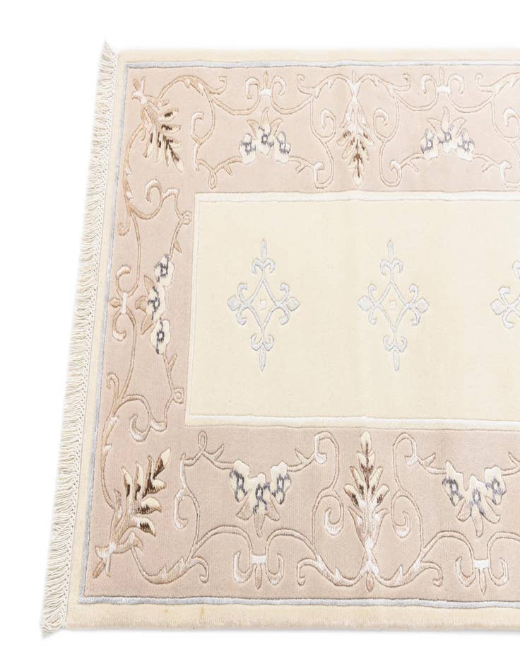 Detail image of  2' 9 x 9' 9  Hand Knotted Darya Wool Runner Rug