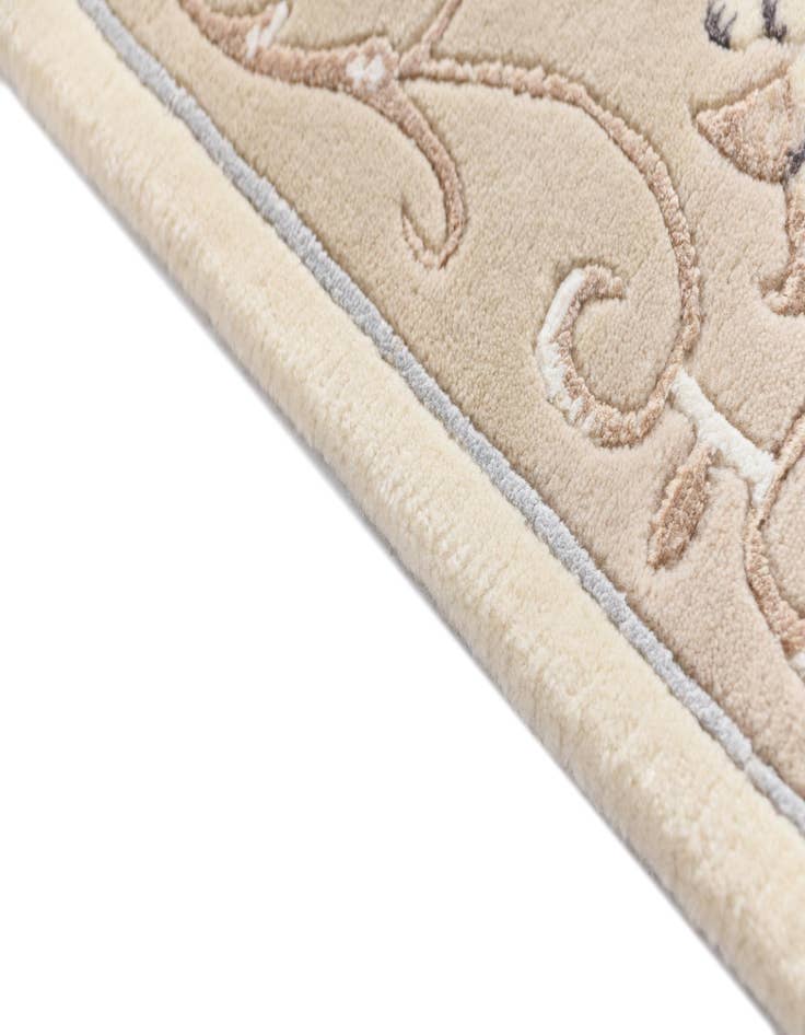 Detail image of  2' 9 x 9' 9  Hand Knotted Darya Wool Runner Rug