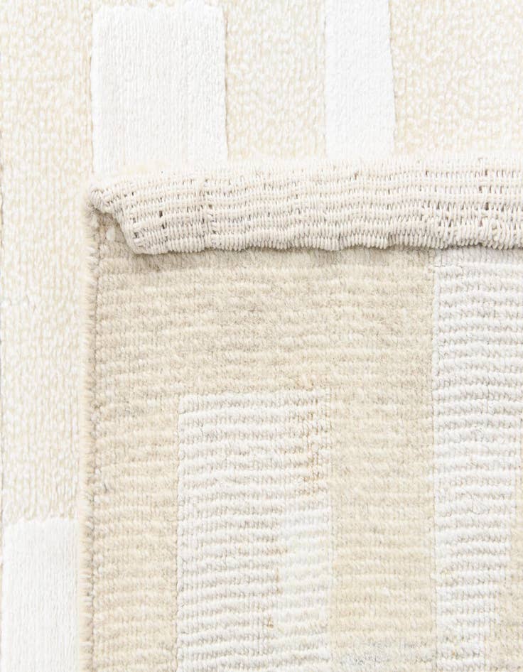 Detail image of  3' x 10' 2  Hand Knotted Darya Wool Runner Rug