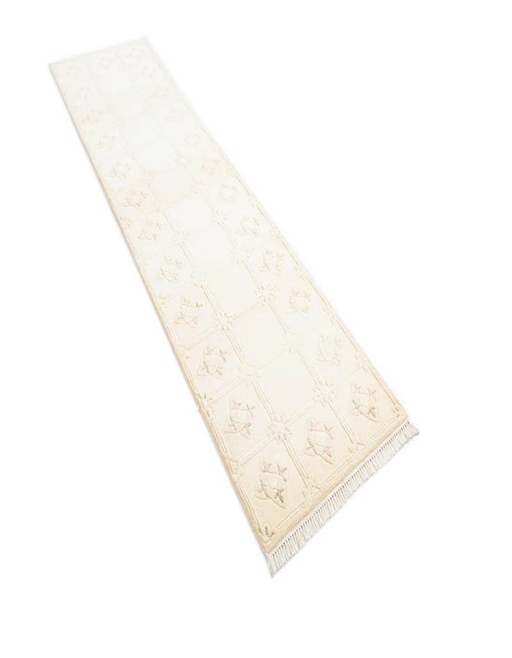 Detail image of  2' 11 x 9' 9  Hand Knotted Darya Wool Runner Rug