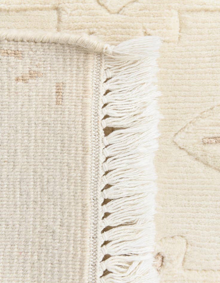 Detail image of  2' 11 x 9' 9  Hand Knotted Darya Wool Runner Rug