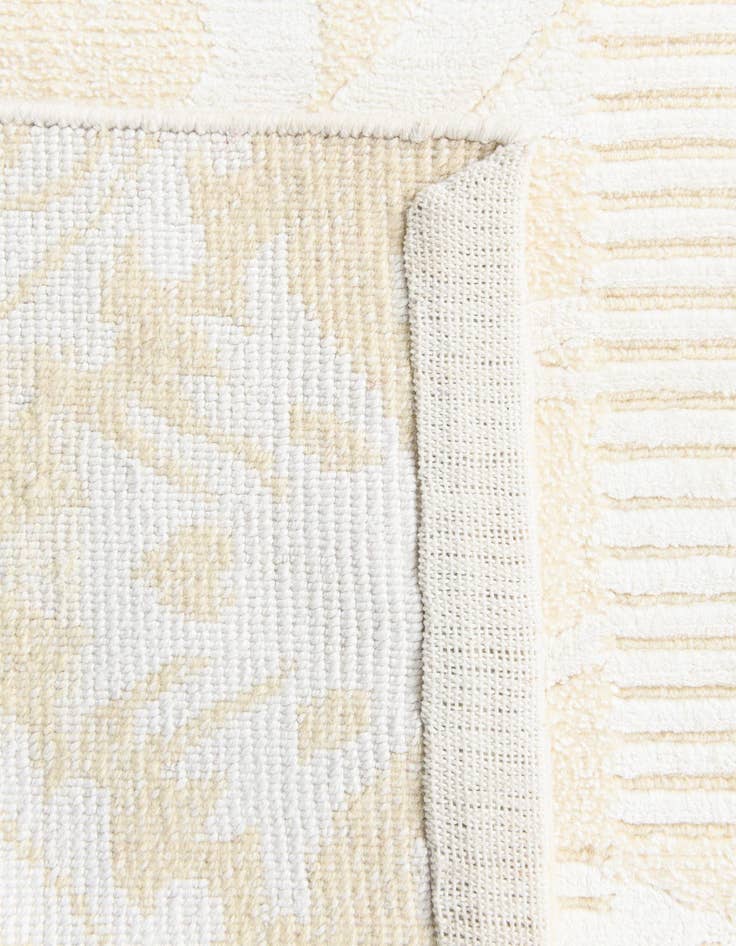 Detail image of  2' 7 x 9' 10  Hand Knotted Darya Wool Runner Rug