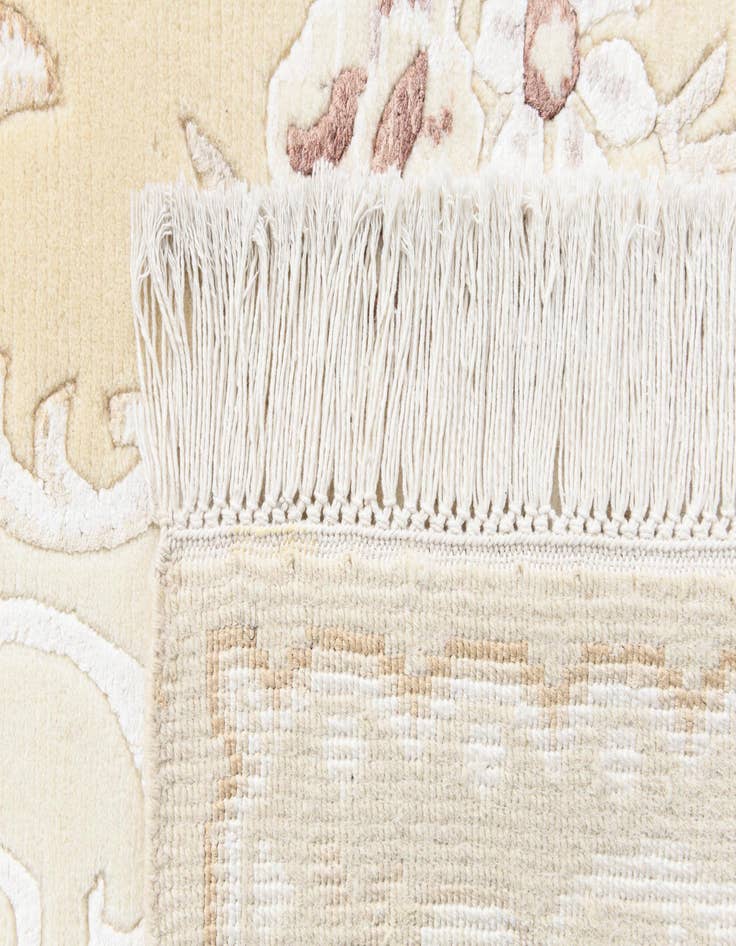 Detail image of  2' 9 x 10'  Hand Knotted Darya Wool Runner Rug