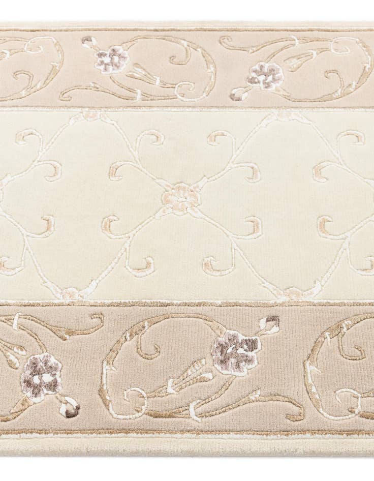 Detail image of  2' 11 x 9' 9  Hand Knotted Darya Wool Runner Rug