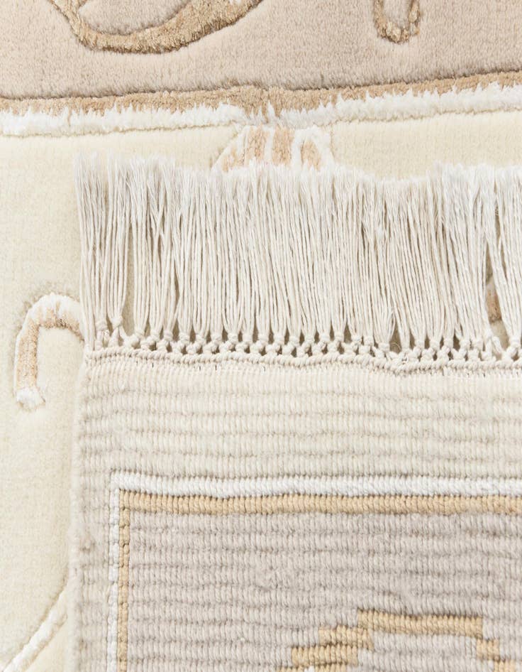 Detail image of  2' 11 x 9' 9  Hand Knotted Darya Wool Runner Rug