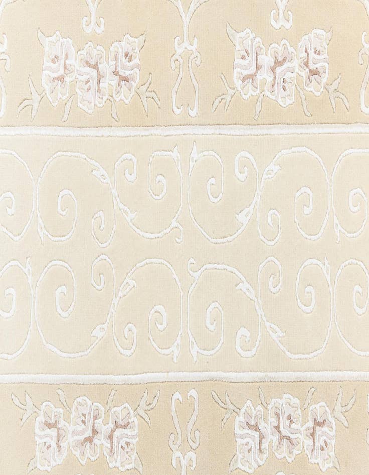 Detail image of  2' 8 x 9' 8  Hand Knotted Darya Wool Runner Rug