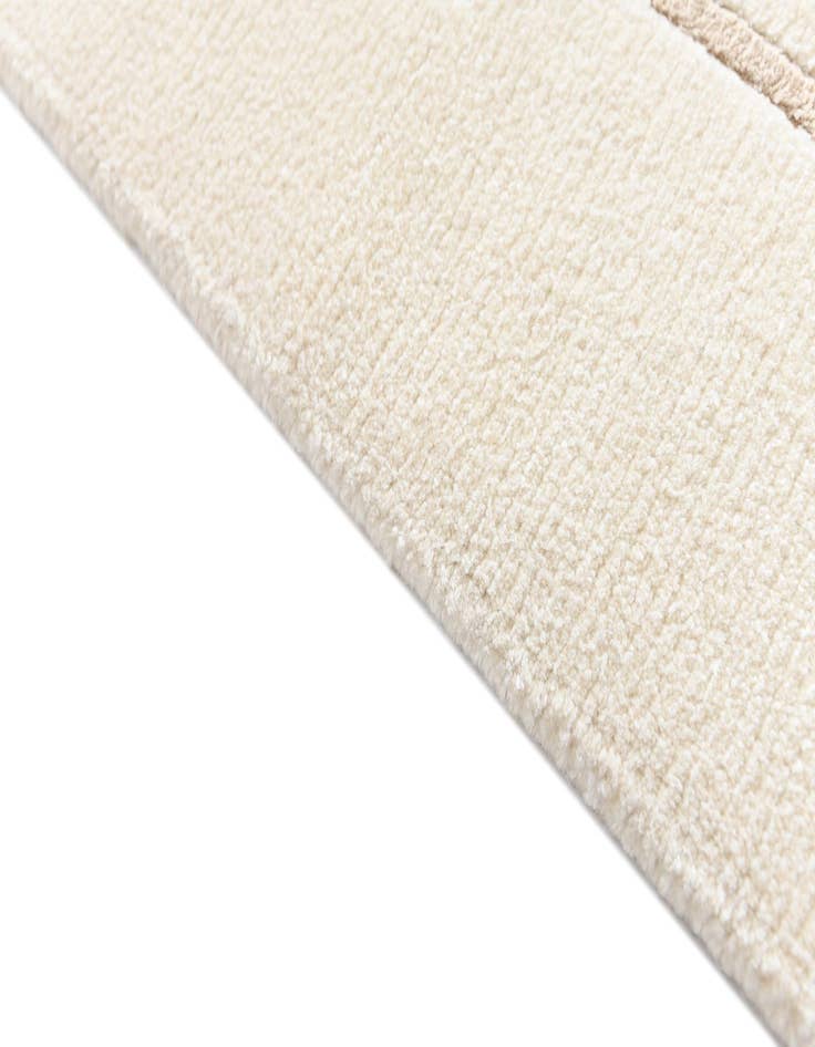 Detail image of  2' 9 x 9' 9  Hand Knotted Darya Wool Runner Rug