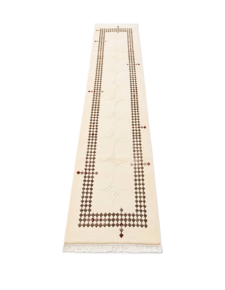 Detail image of  2' 8 x 9' 9  Hand Knotted Darya Wool Runner Rug