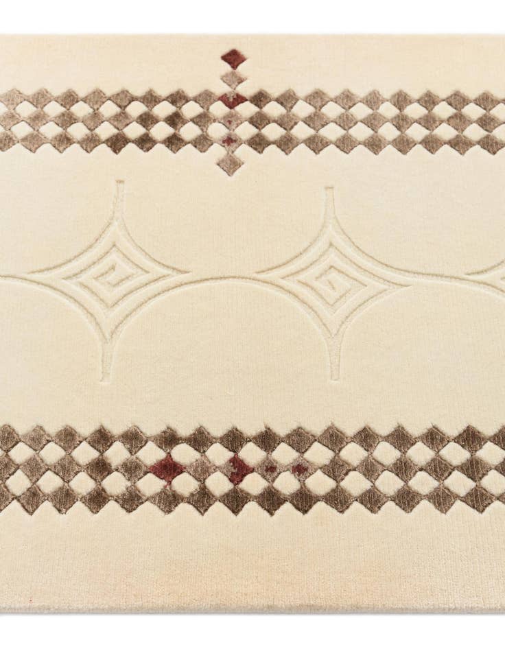 Detail image of  2' 8 x 9' 9  Hand Knotted Darya Wool Runner Rug