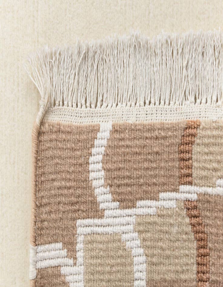 Detail image of  2' 7 x 9' 7  Hand Knotted Darya Wool Runner Rug