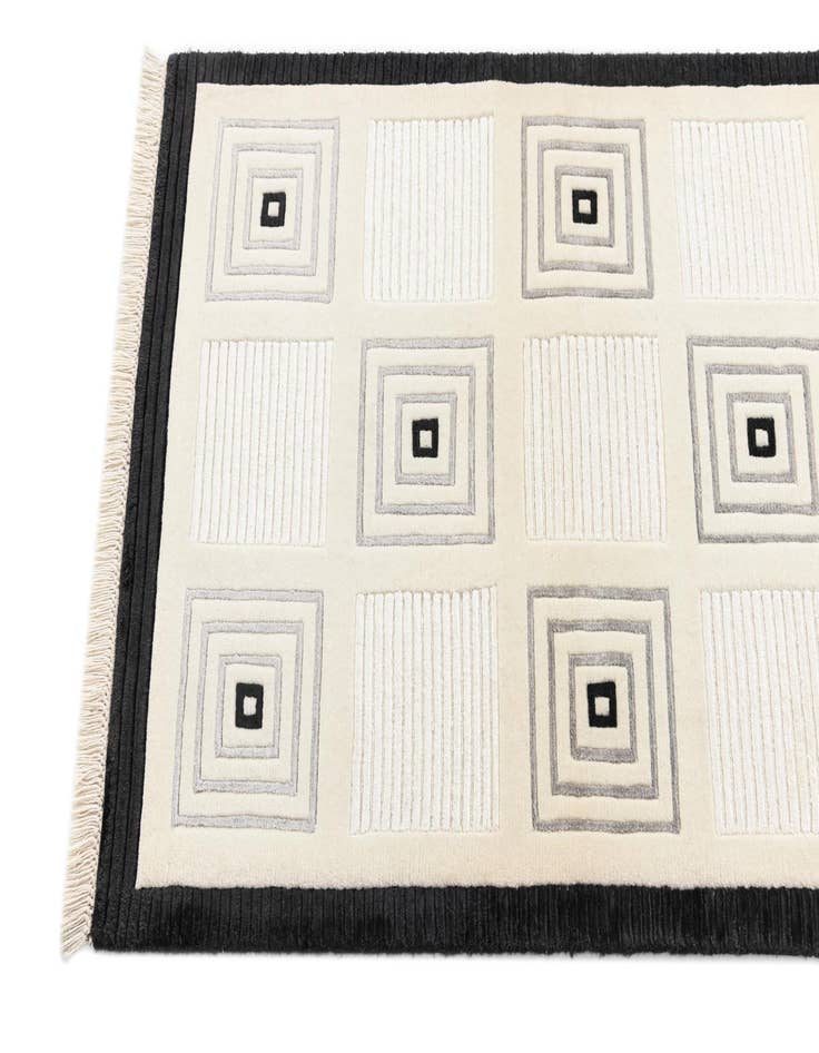 Detail image of  2' 7 x 9' 9  Hand Knotted Darya Wool Runner Rug