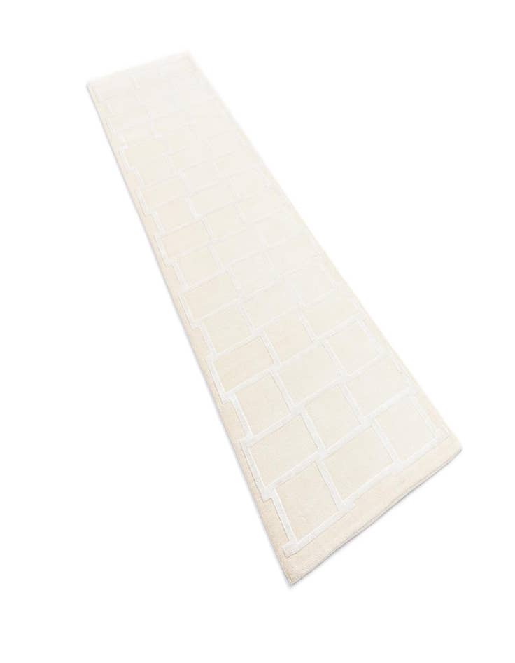 Detail image of  2' 10 x 9' 10  Hand Knotted Darya Wool Runner Rug