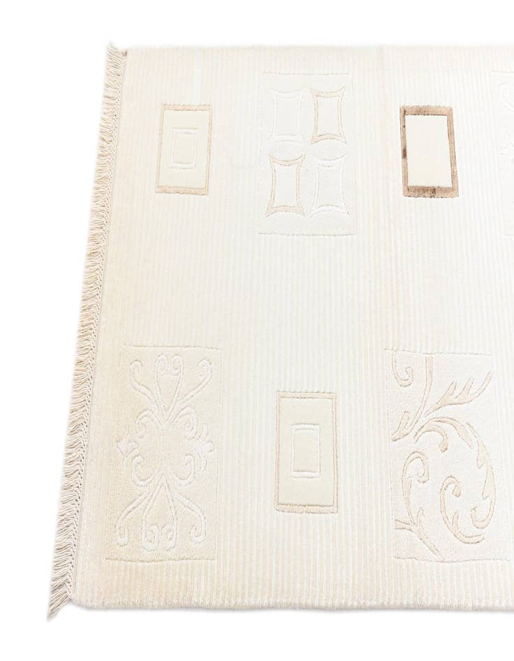 Detail image of  2' 10 x 9' 9  Hand Knotted Darya Wool Runner Rug