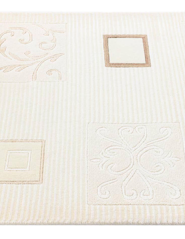 Detail image of  2' 10 x 9' 9  Hand Knotted Darya Wool Runner Rug