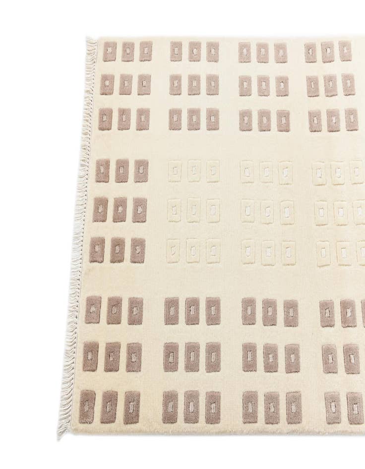 Detail image of  2' 7 x 9' 9  Hand Knotted Darya Wool Runner Rug