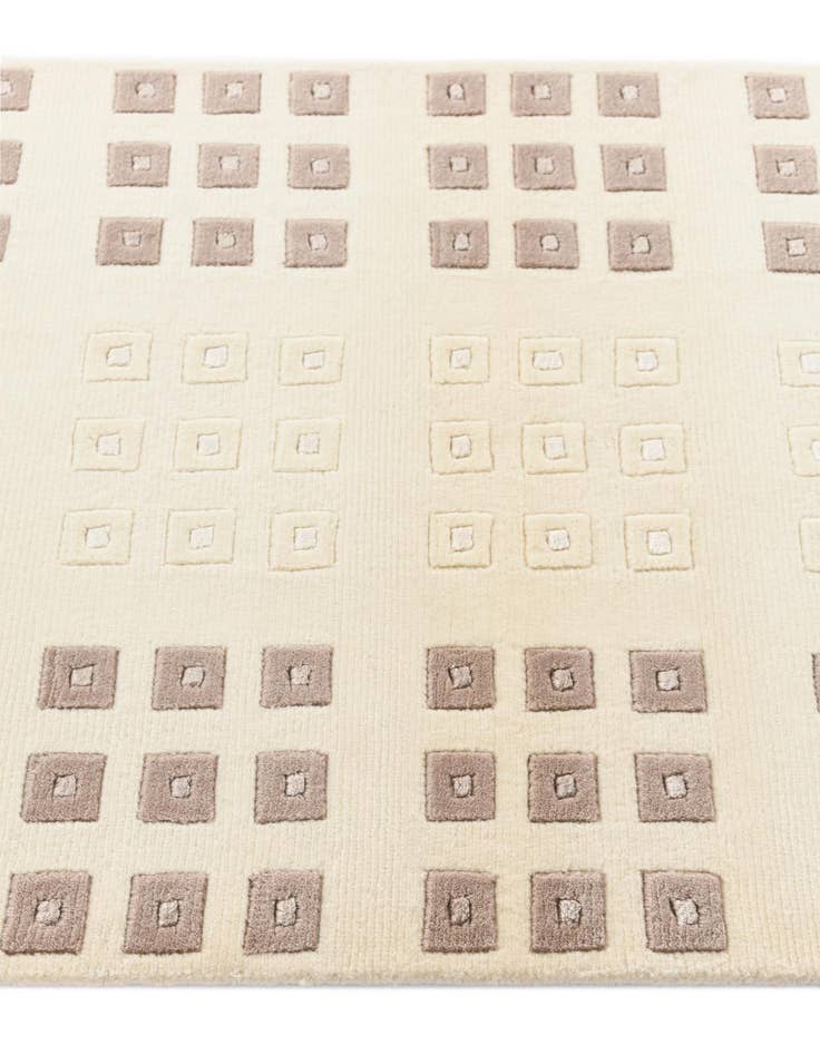 Detail image of  2' 7 x 9' 9  Hand Knotted Darya Wool Runner Rug