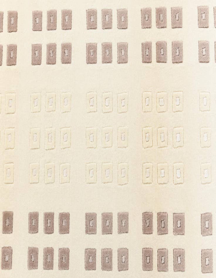 Detail image of  2' 7 x 9' 9  Hand Knotted Darya Wool Runner Rug