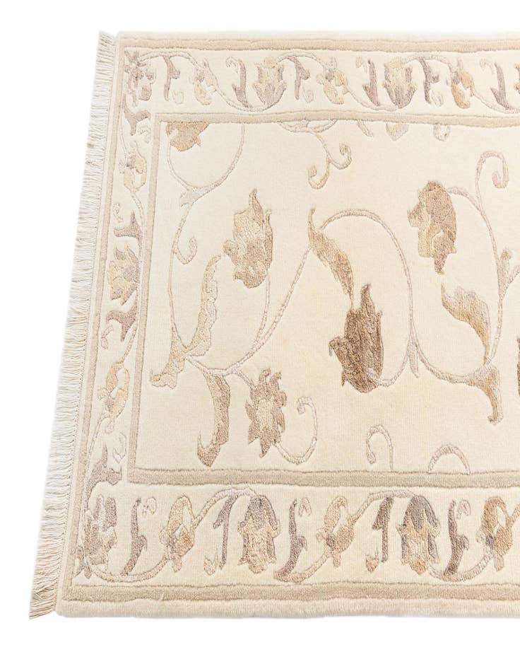 Detail image of  2' 7 x 9' 10 Darya Runner Rug