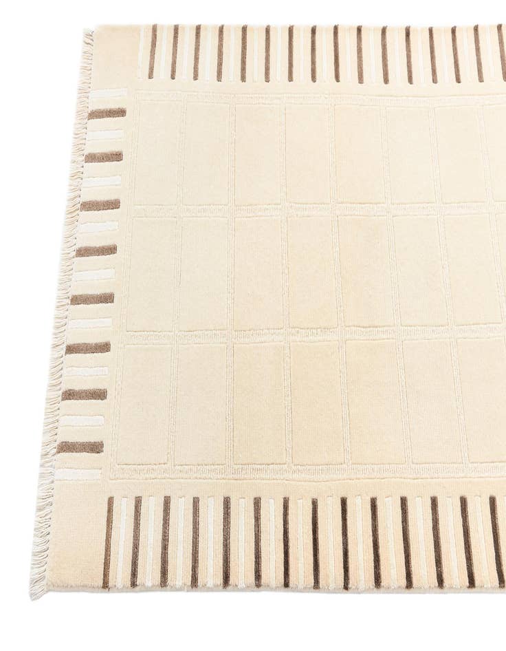 Detail image of  2' 8 x 9' 9 Darya Runner Rug